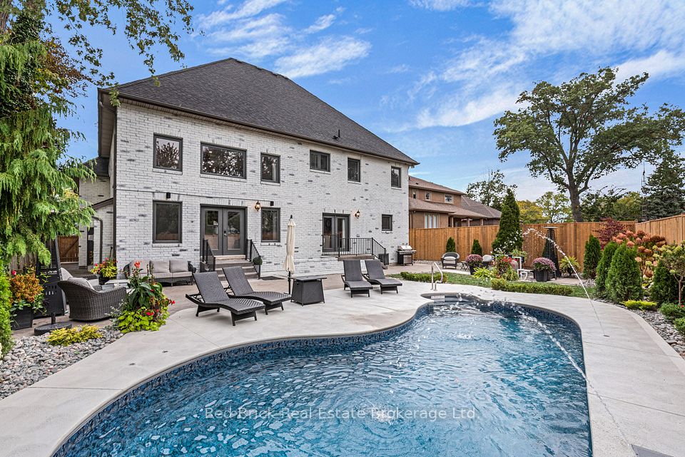 435 Country Club