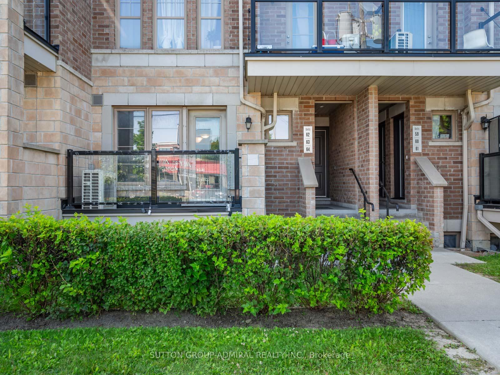 3 Bedrooms Condo at 2315 Sheppard, Toronto For sale