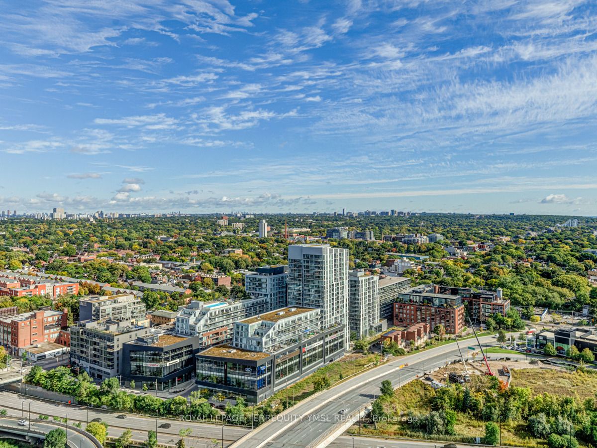 #PH02 - 170 Bayview Avenue, Toronto, ON M5A 0M4