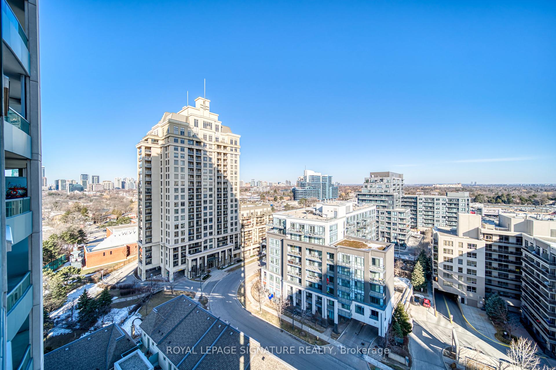 1 Bedroom Condo at 17 Barberry, Toronto For sale