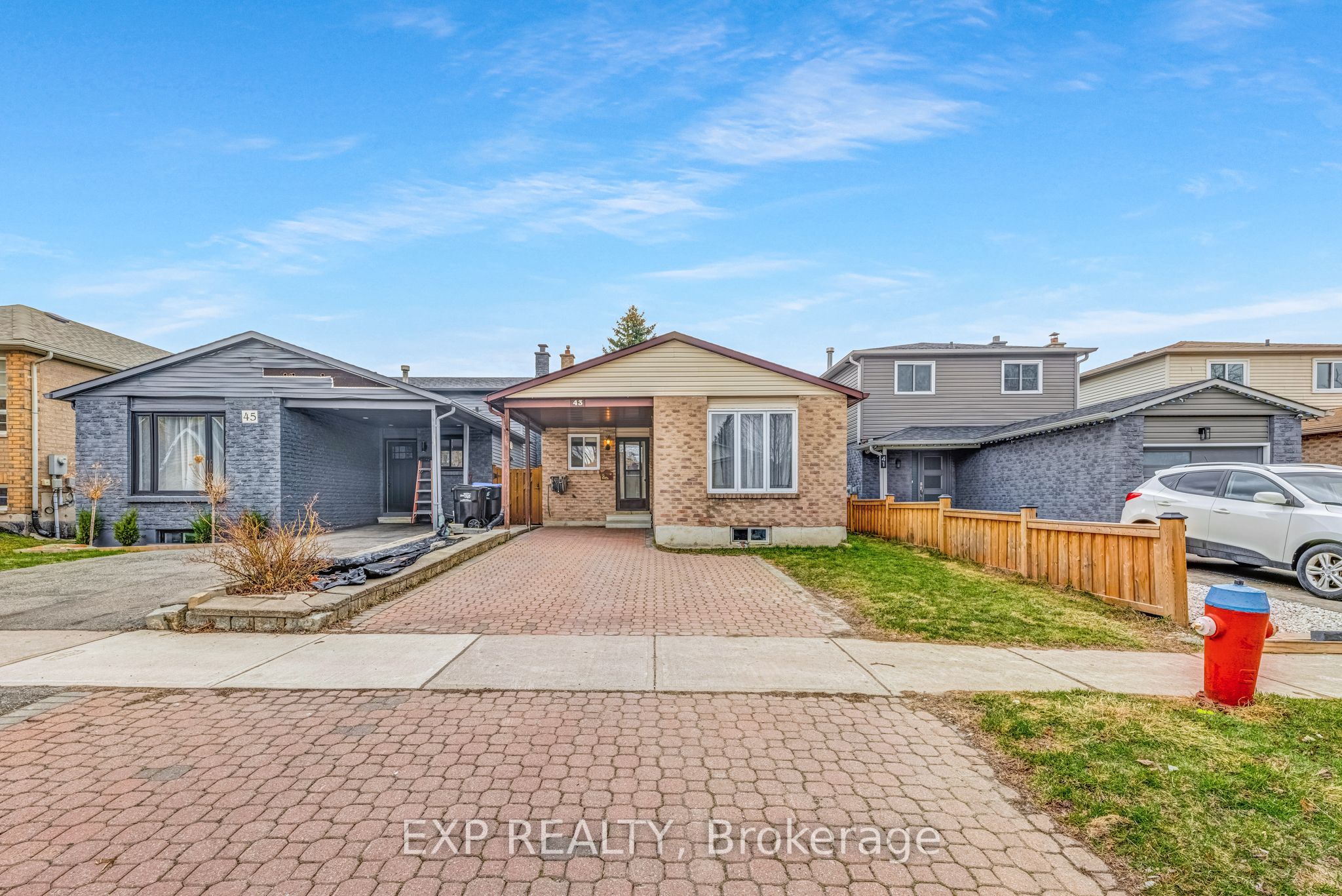 43 LONGVIEW Drive, Bradford West Gwillimbury, ON L3Z 2H4