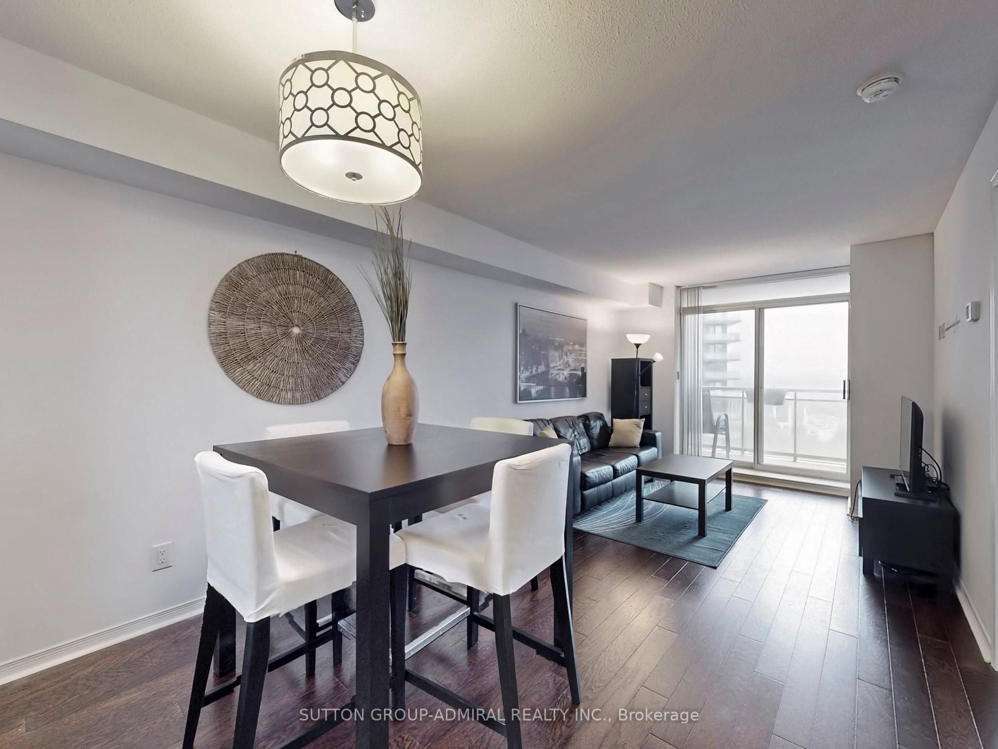 75 King William Crescent, #LPH8
