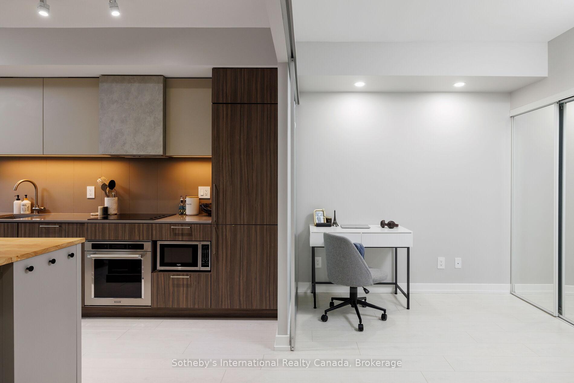3 Bedrooms Condo at 19 Western Battery,  Toronto For sale