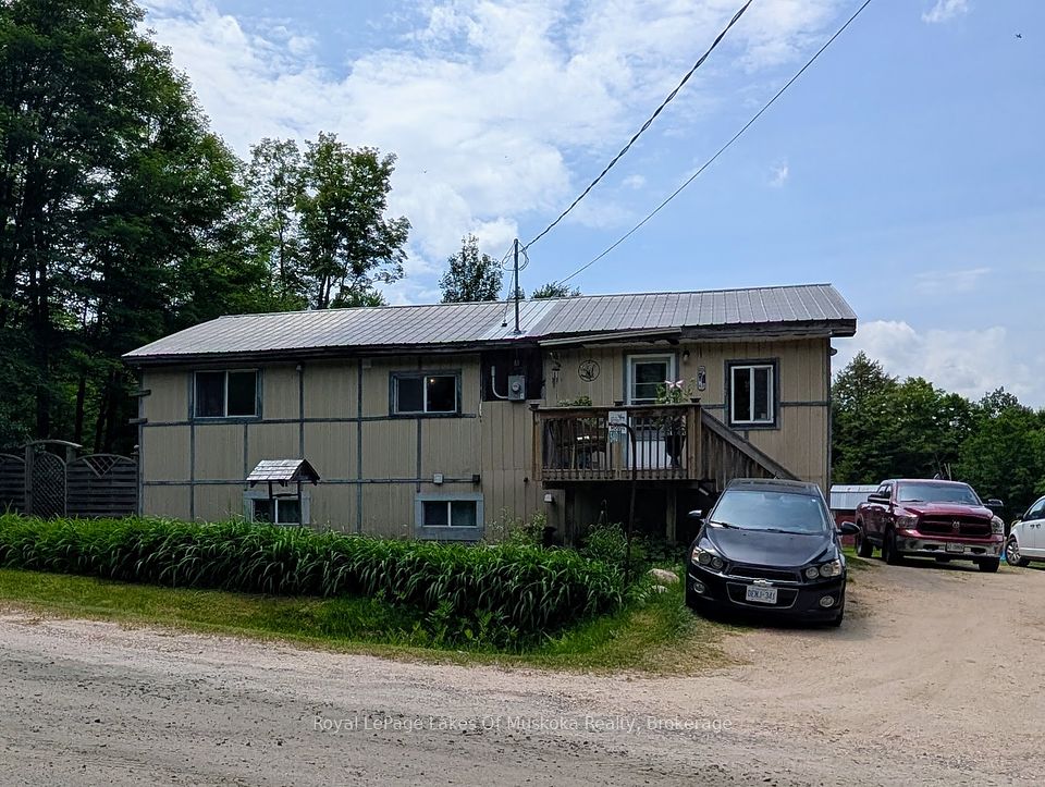 540 Hamilton Lake