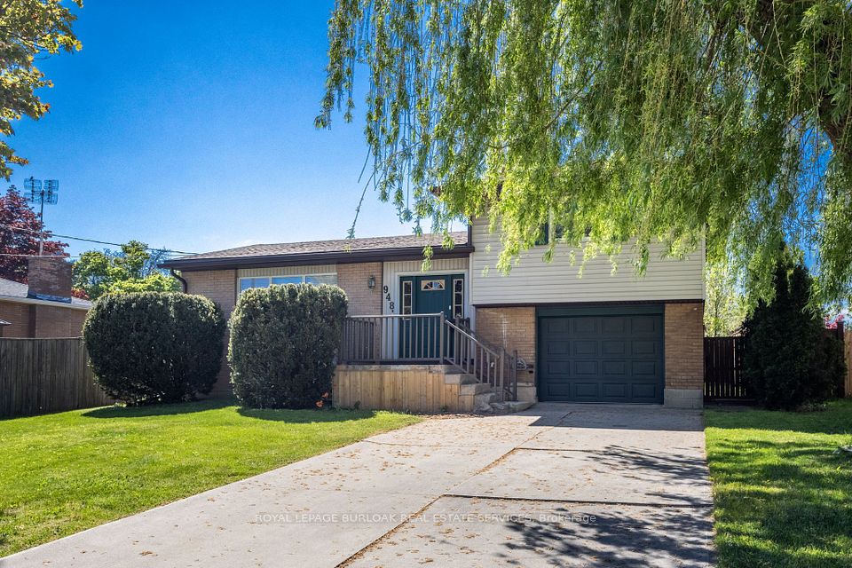 948 Upper Sherman