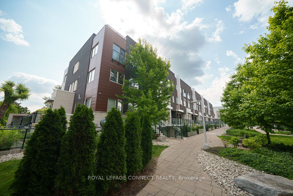 780 Sheppard