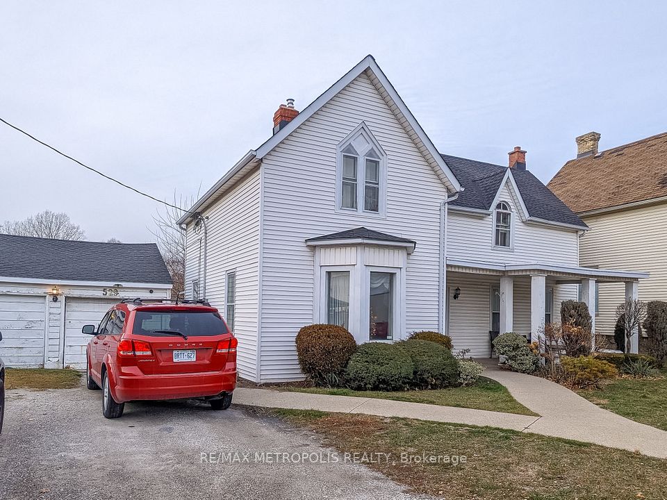 529 Christina Street, Sarnia, ON N7T 5W5