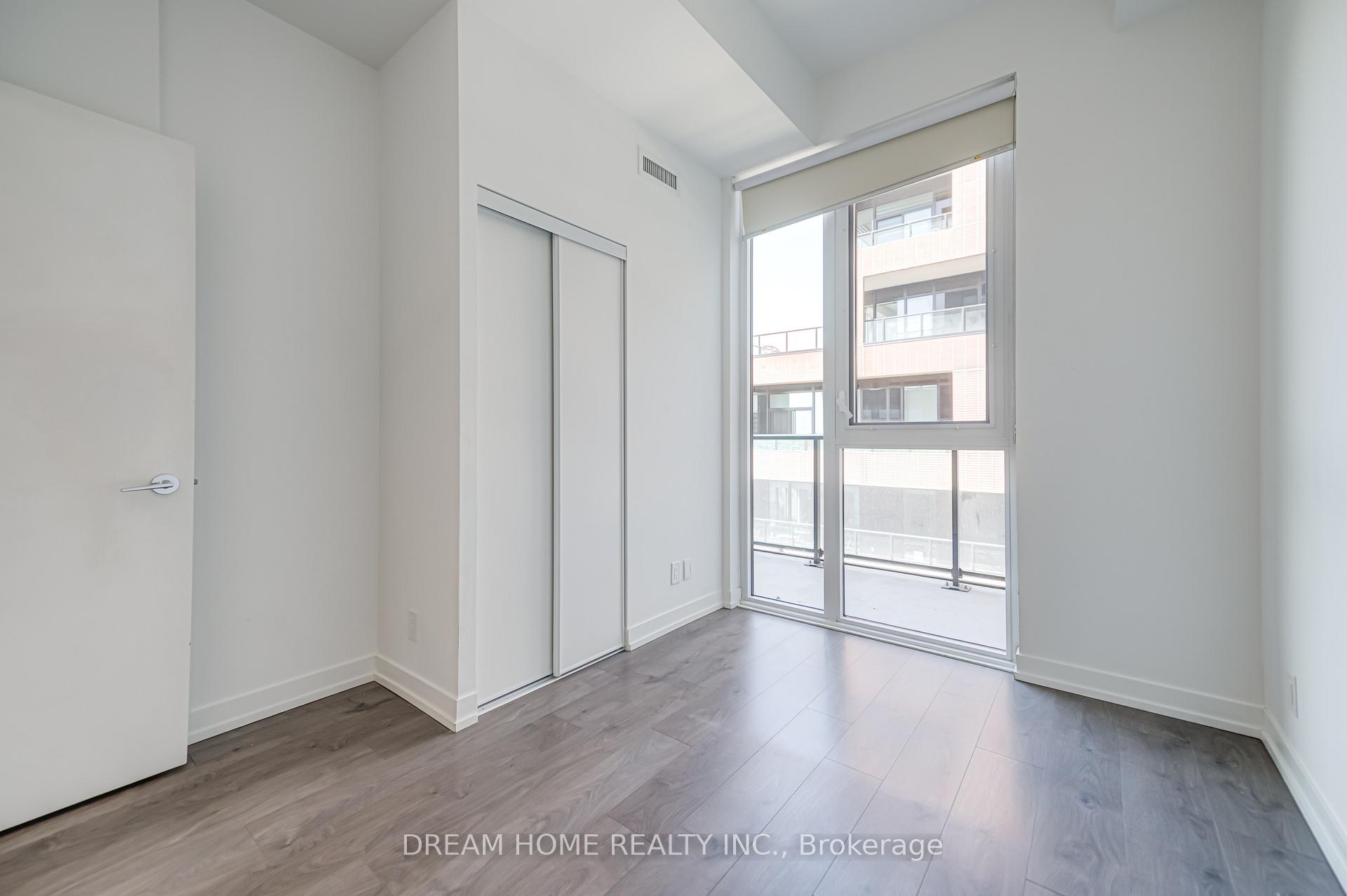 1 Bedroom Condo at 270 Dufferin,  Toronto For sale