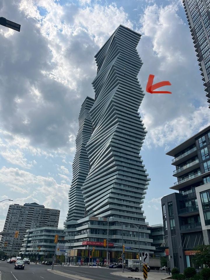 3900 Confederation