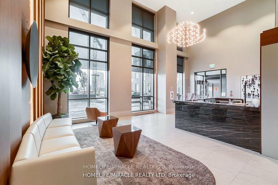 3 Bedrooms Condo at 8 Nahani, Mississauga For sale