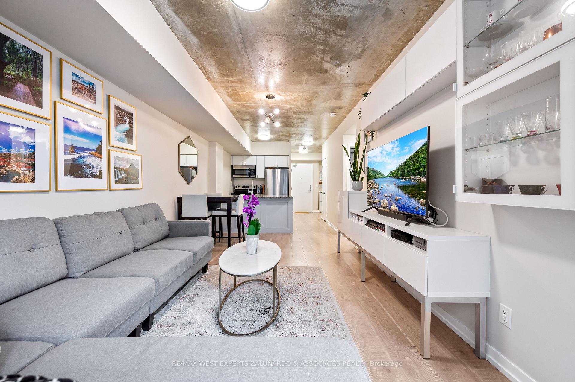 2 Bedrooms Condo at 59 East Liberty, Toronto For sale
