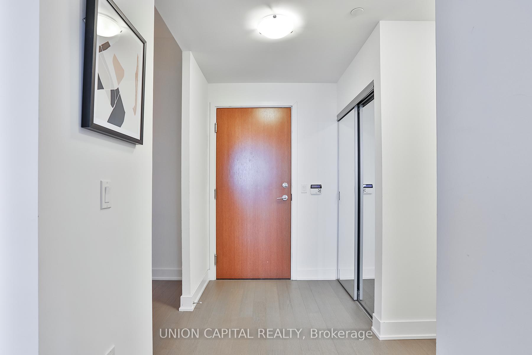2 Bedrooms Condo at 20 Shore Breeze, Toronto For sale
