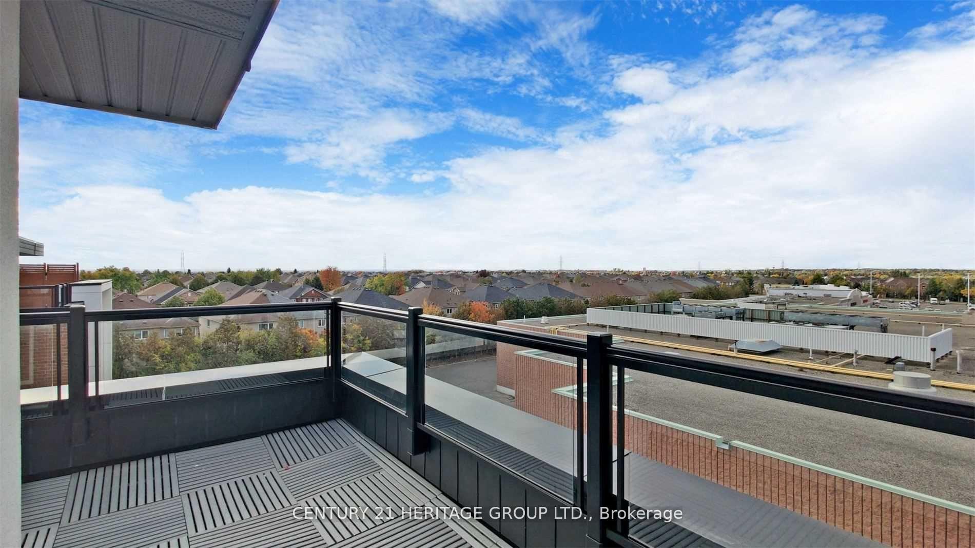 3 Bedrooms Condo at 9590 Islington, Vaughan For sale