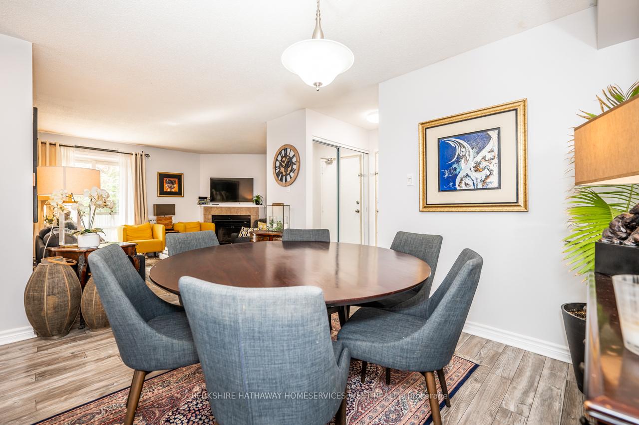 3 Bedrooms Condo at 1450 Glen Abbey,  Oakville For sale
