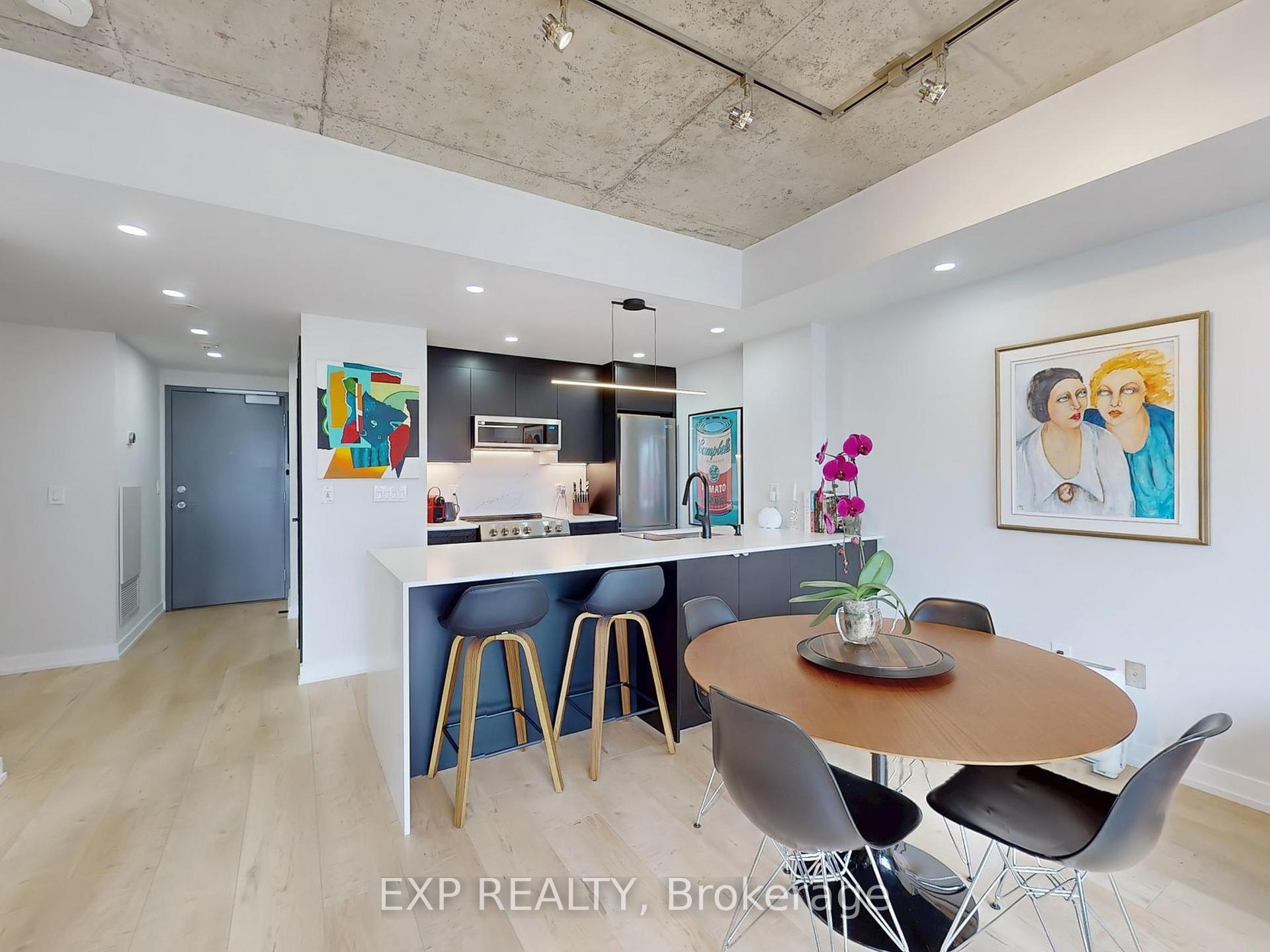 2 Bedrooms Condo at 285 Mutual, Toronto For sale