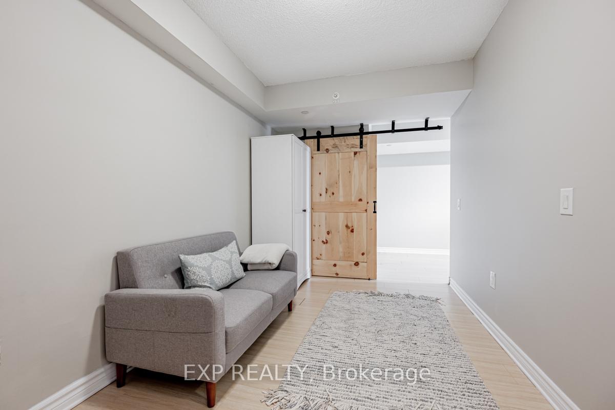 2 Bedrooms Condo at 85 Queens Wharf, Toronto For sale
