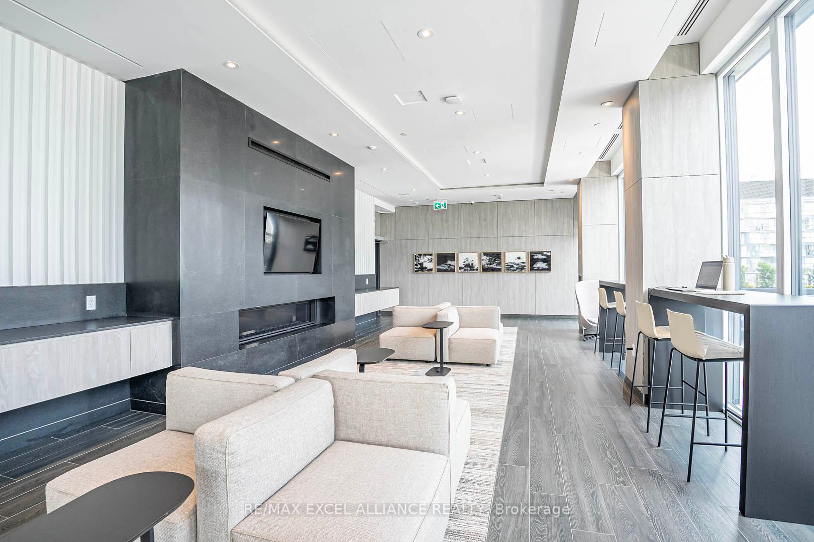2 Bedrooms Condo at 357 King,  Toronto For sale