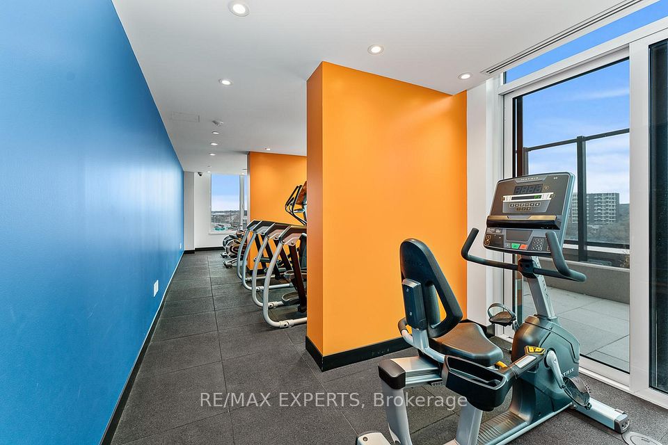1928 Lakeshore Boulevard 4203