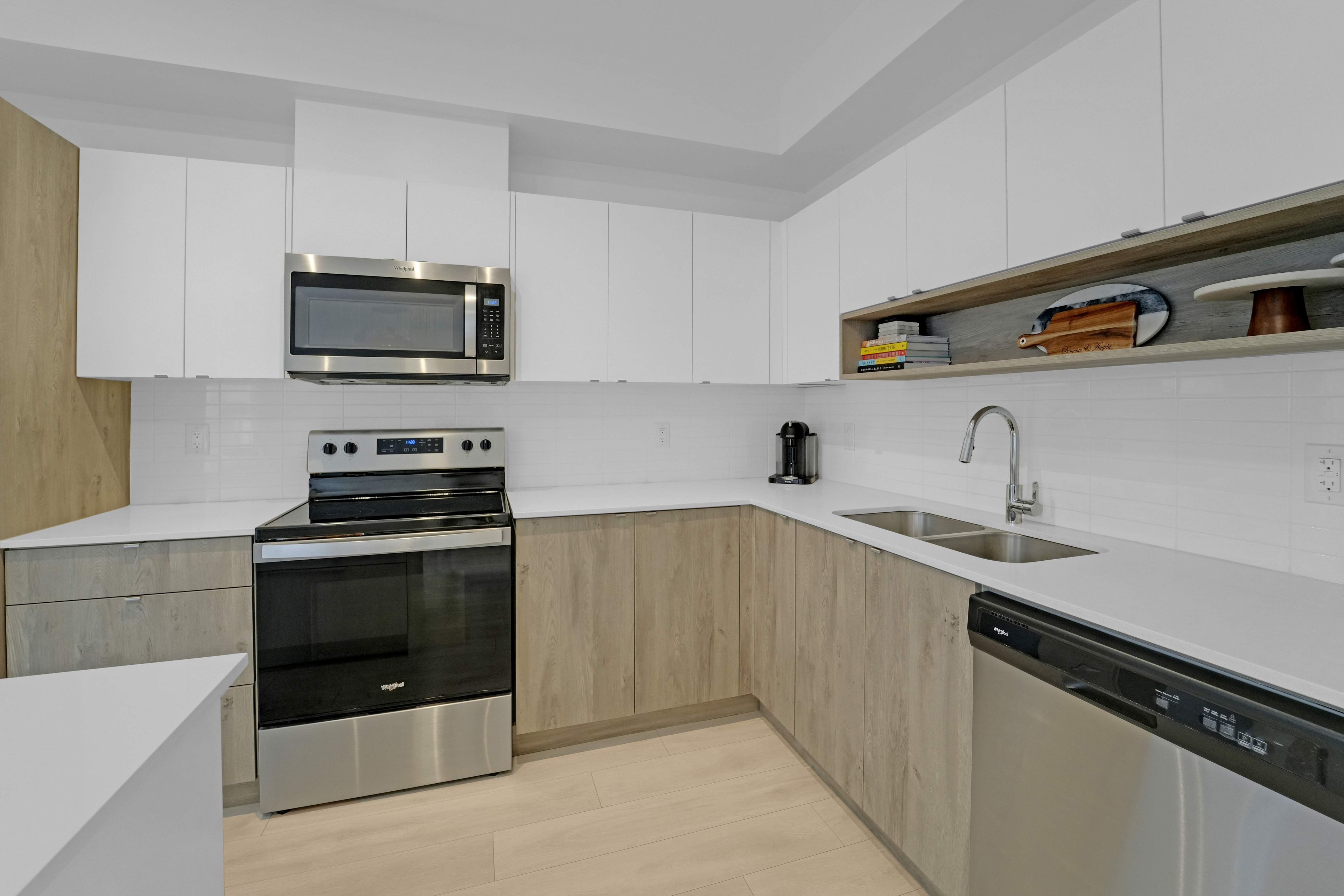 1095 Cooke Boulevard 37