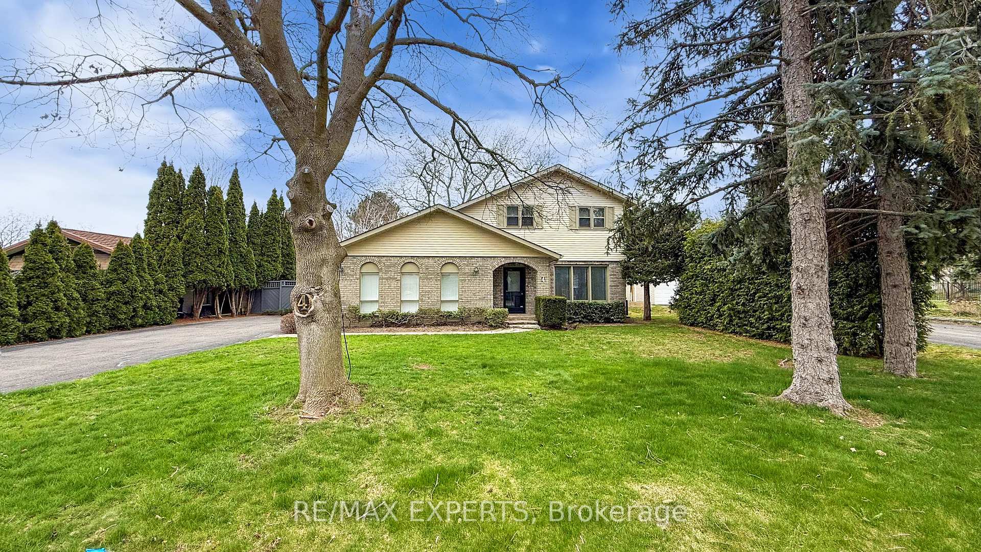 4 Christman Court