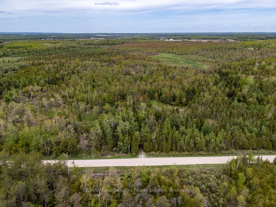 348305 4th Concession B