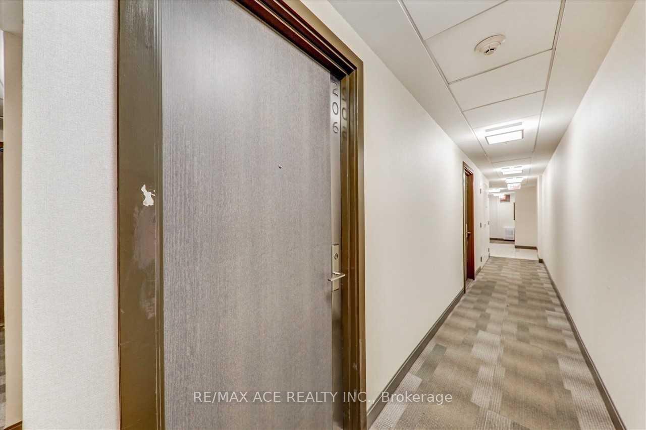 1 Bedroom Condo at 1960 Queens, Toronto For sale