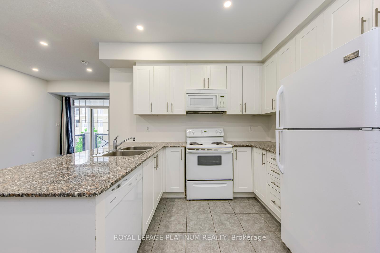2 Bedrooms Condo at 2339 Sawgrass, Oakville For sale