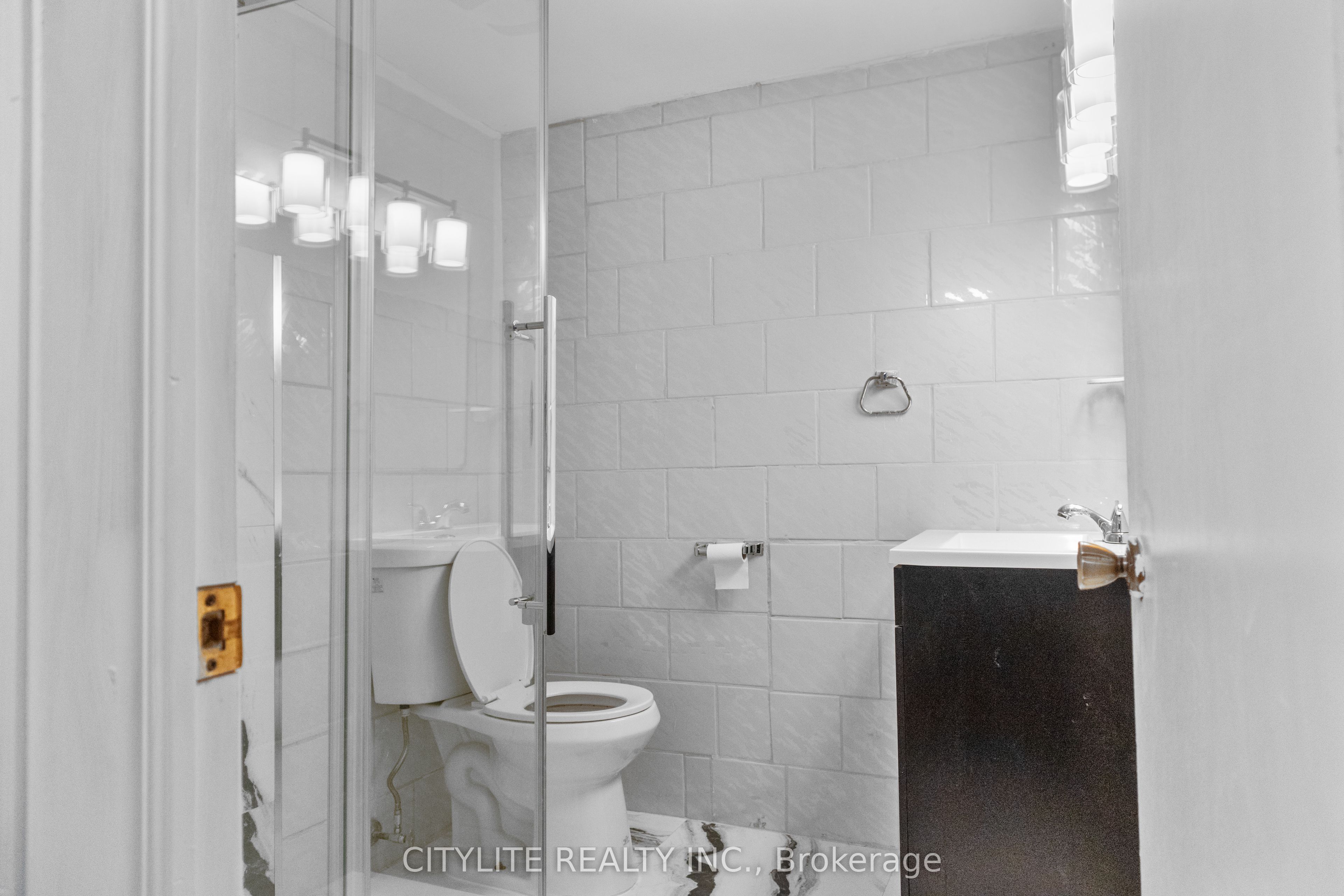 2 Emmeline Crescent