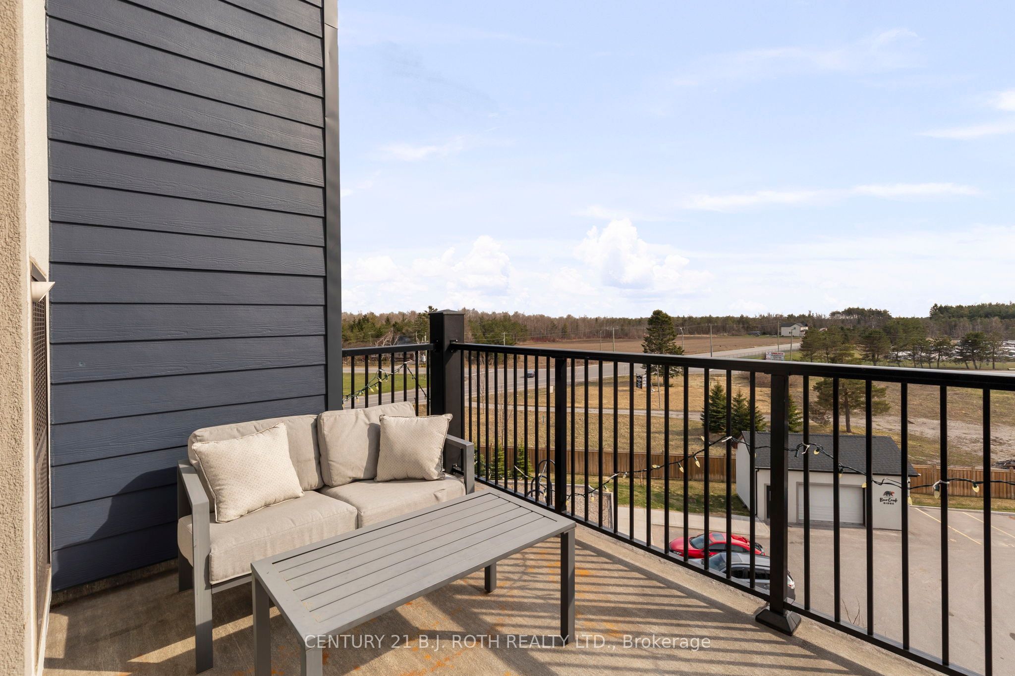 #409 - 54 KODA Street, Barrie, ON L9J 0J6