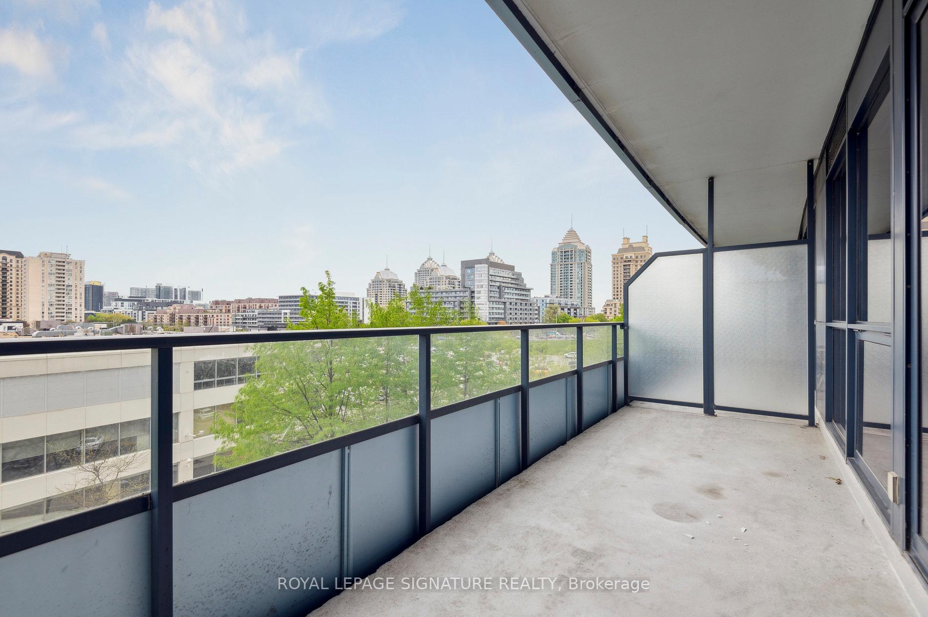 2 Bedrooms Condo at 2885 Bayview, Toronto For sale