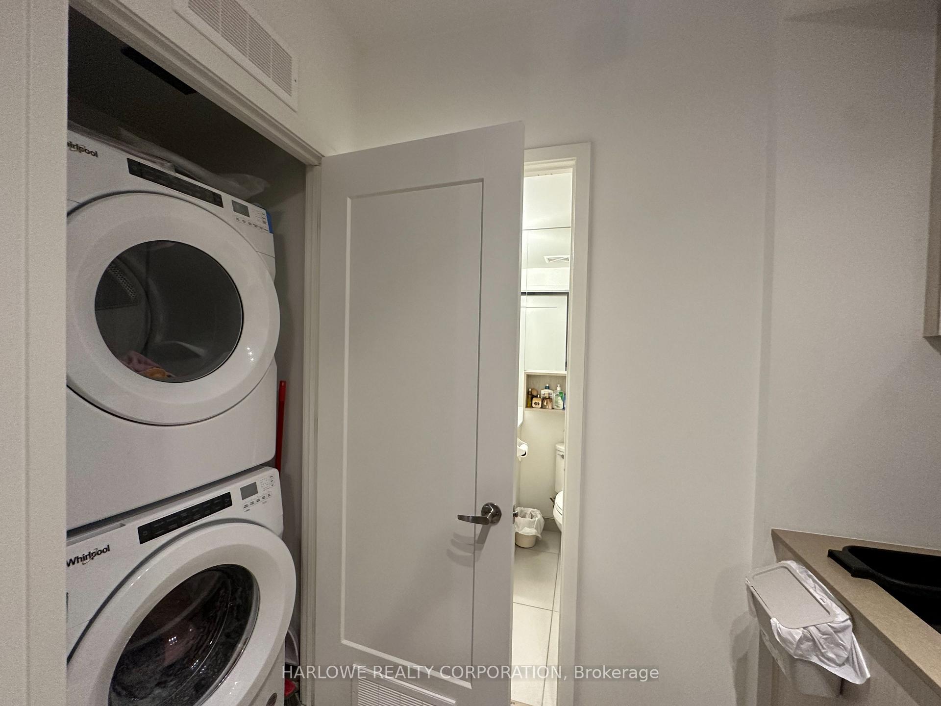 1 Bedroom Condo at 70 Princess,  Toronto For sale