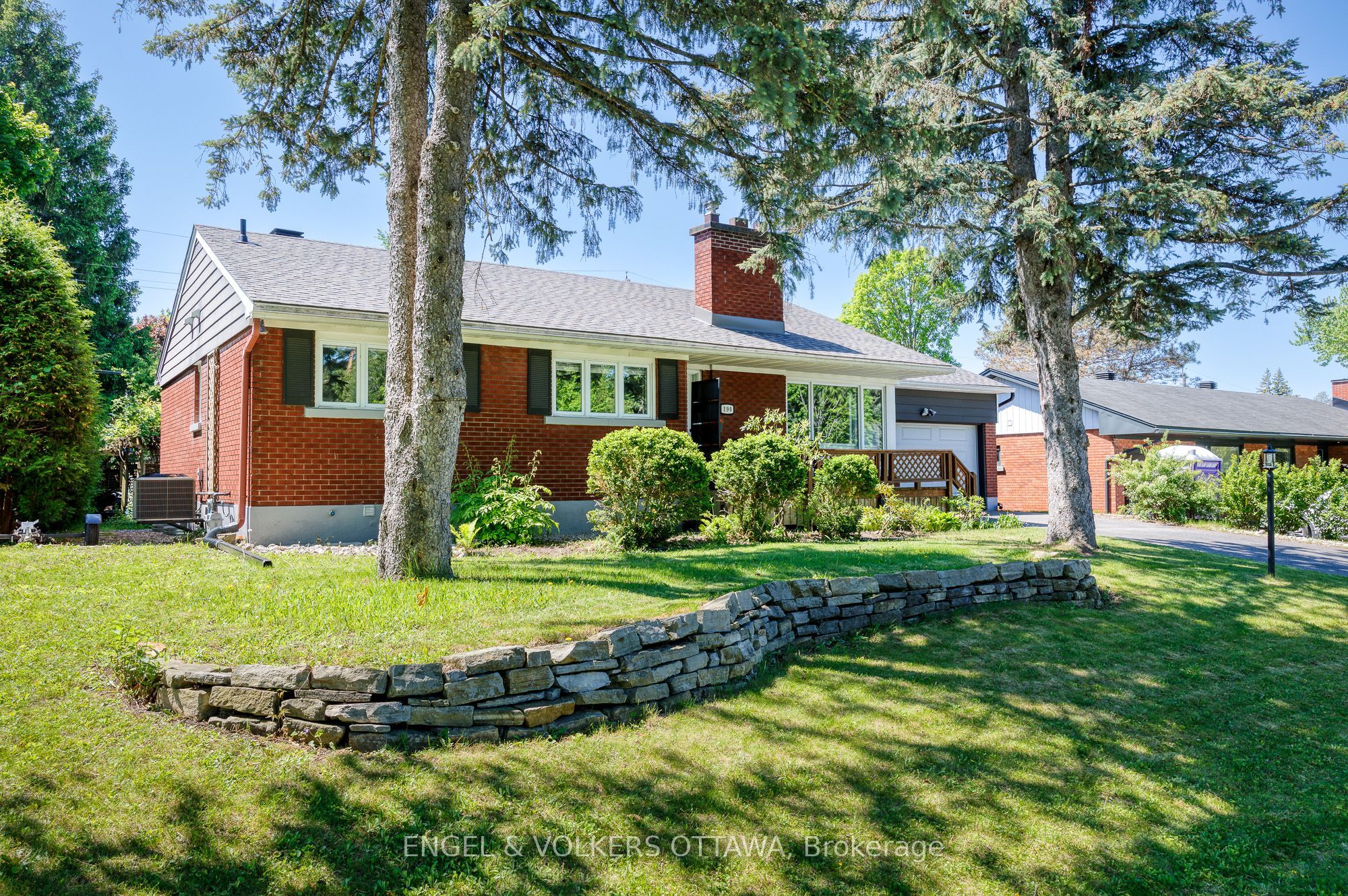 190 Crestview Road