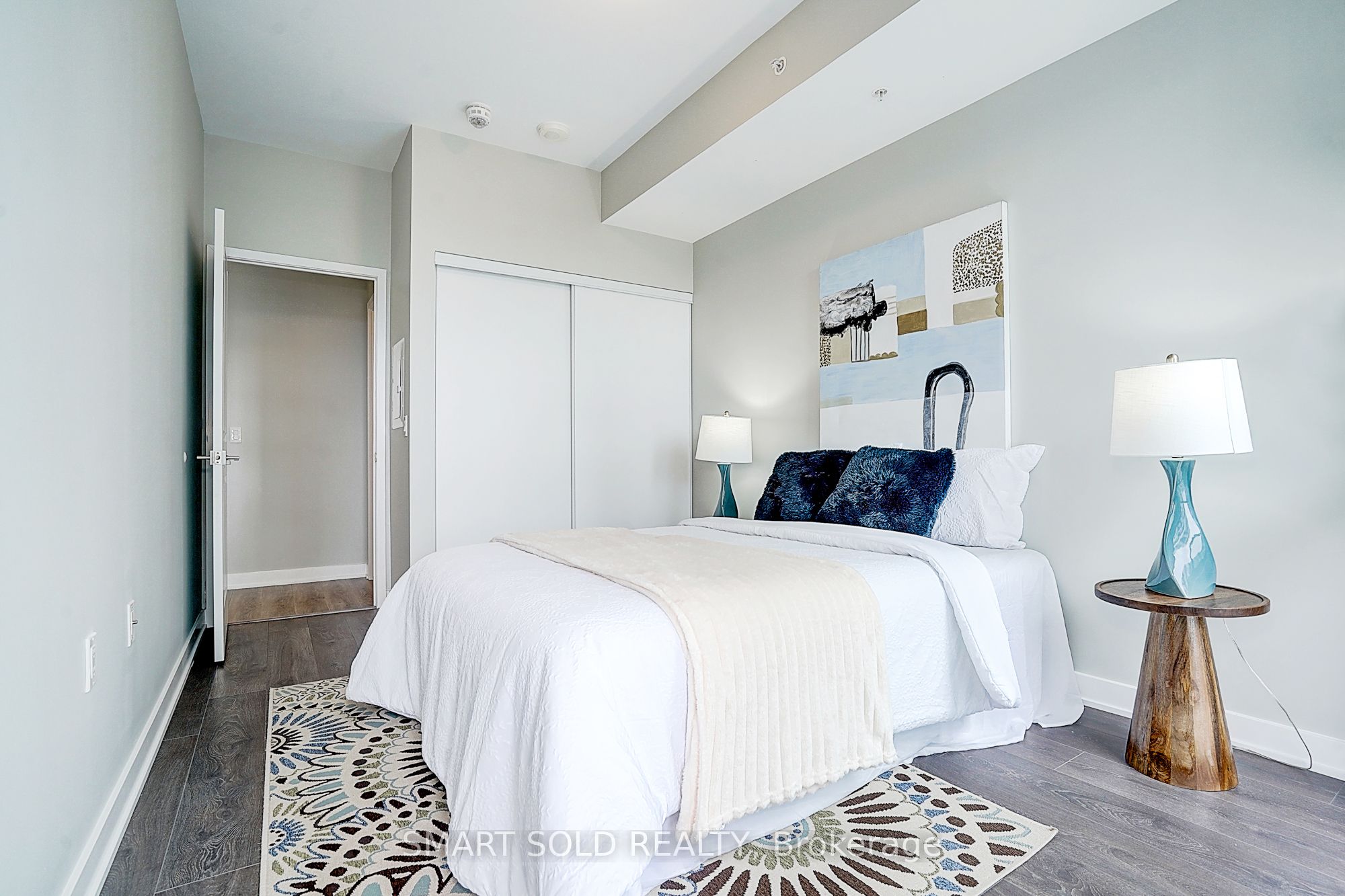 75 Oneida Crescent, #1511