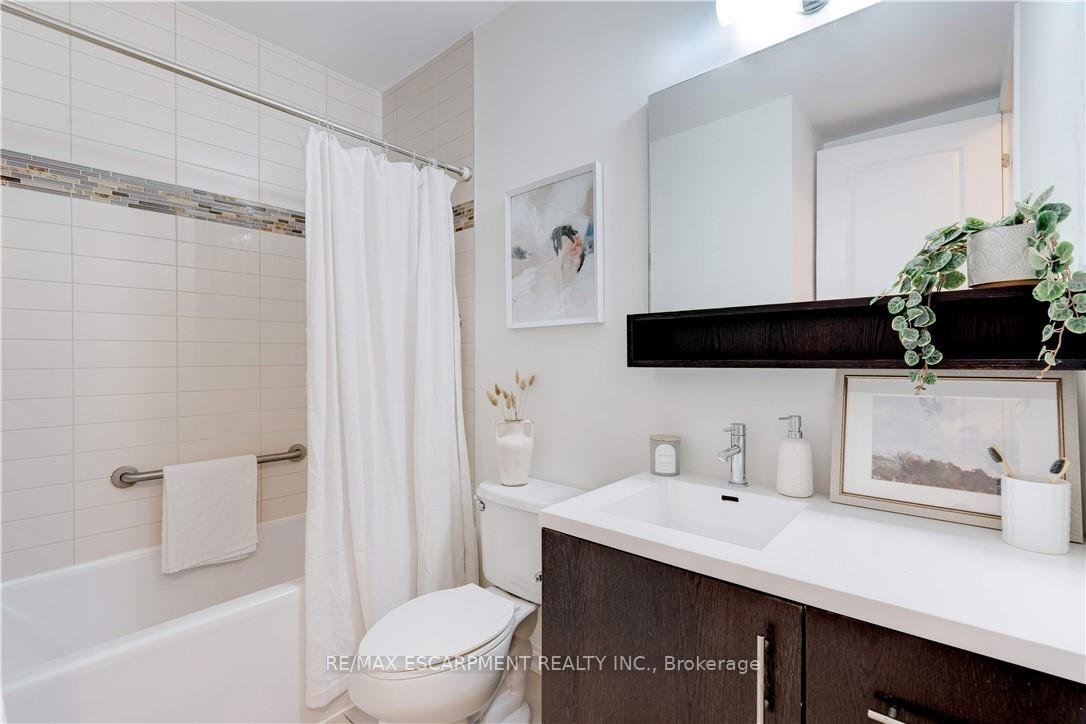 1 Bedroom Condo at 457 Plains, Burlington For sale