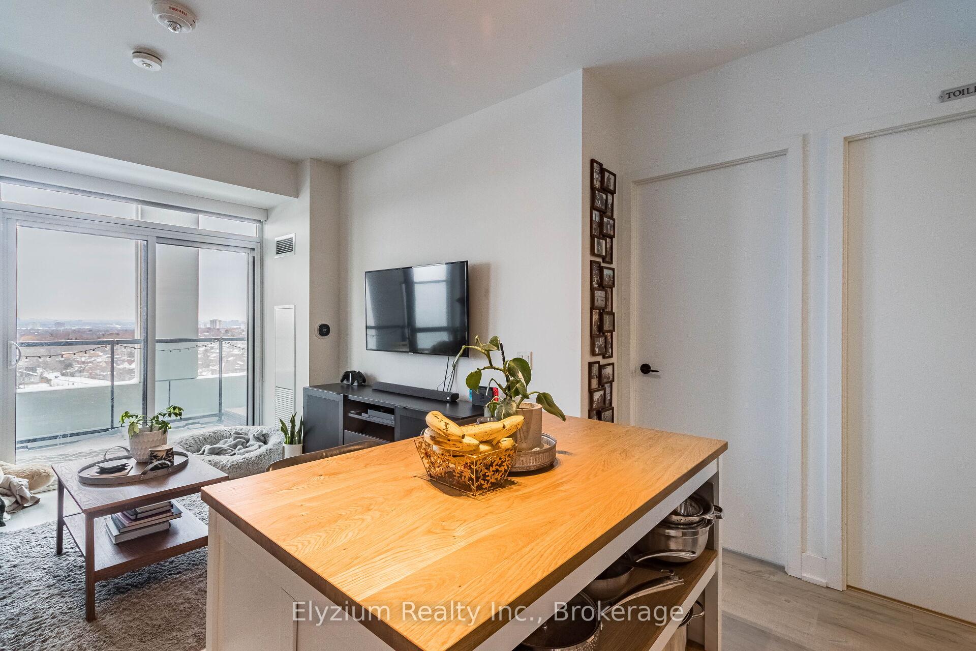 2 Bedrooms Condo at 50 George Butchart,  Toronto For sale