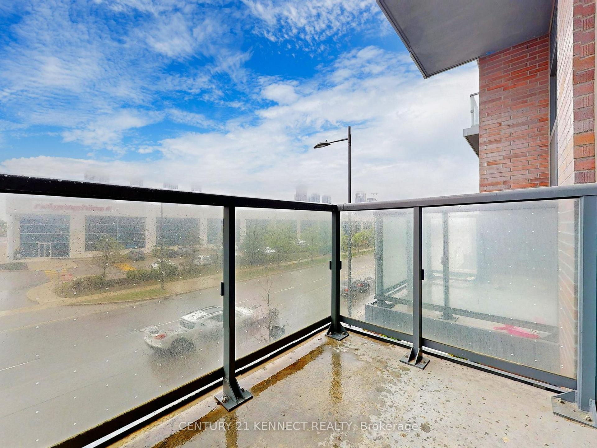 1 Bedroom Condo at 10 Honeycrispy, Vaughan For sale
