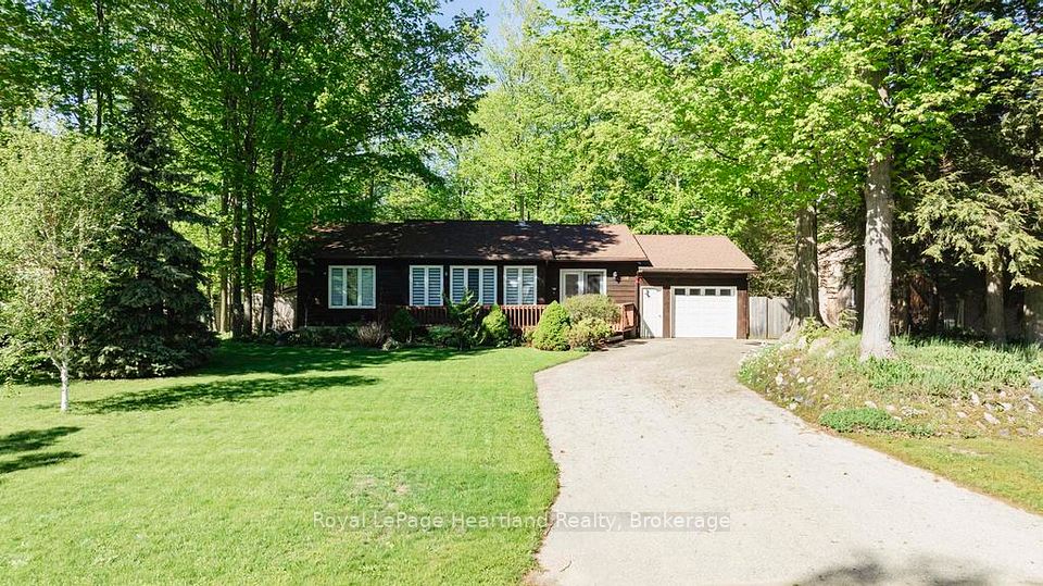 216 Shadywood