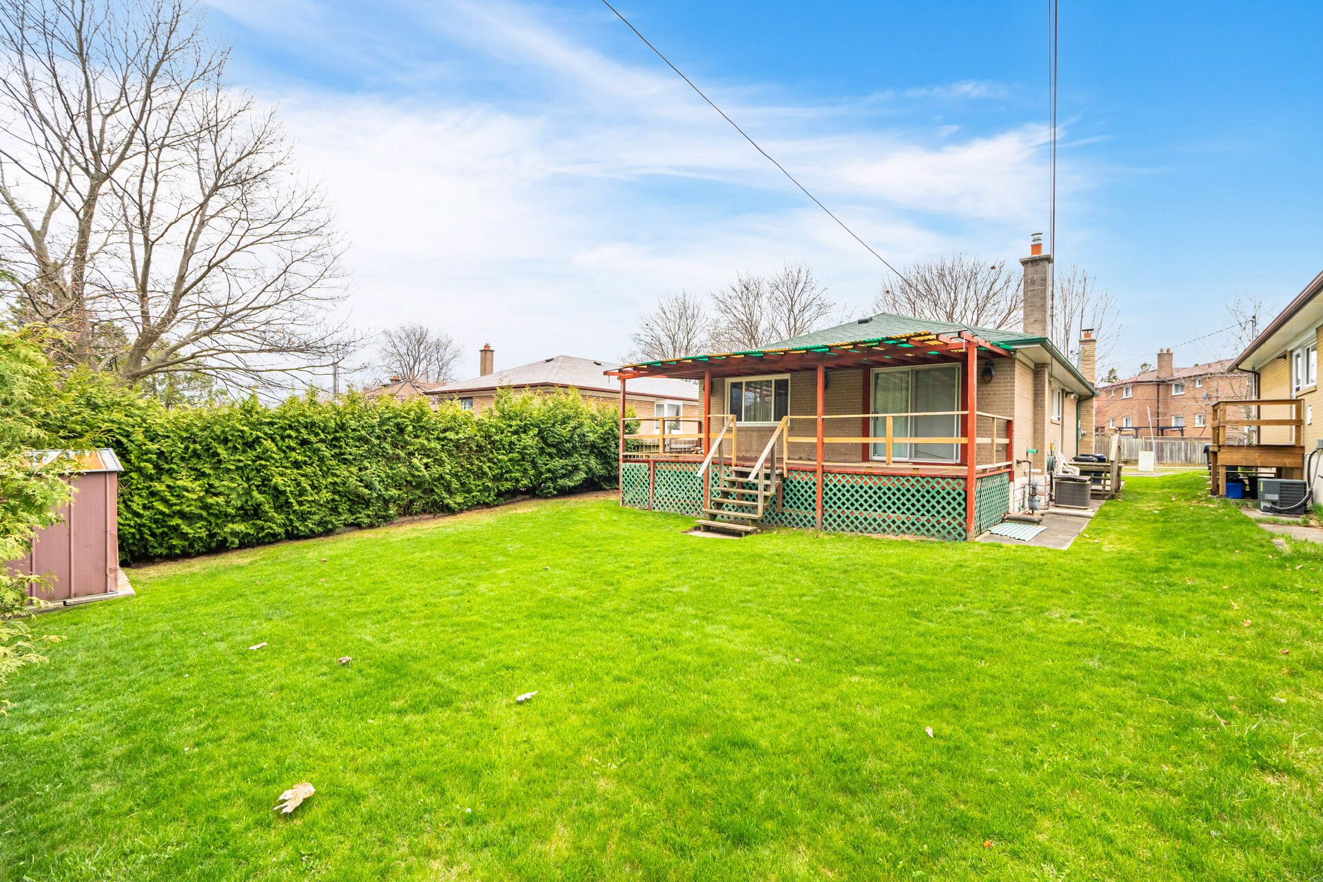 61 Sharbot Avenue