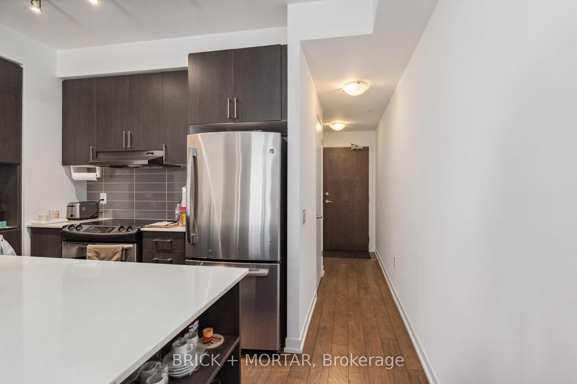 1 Bedroom Condo at 2560 Eglinton, Mississauga For sale