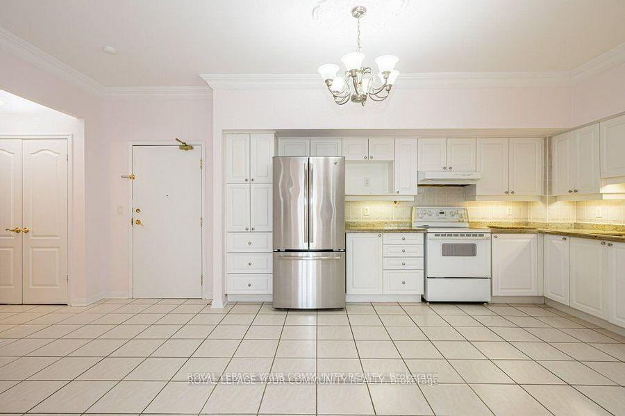 2 Bedrooms Condo at 2500 Rutherford, Vaughan For sale