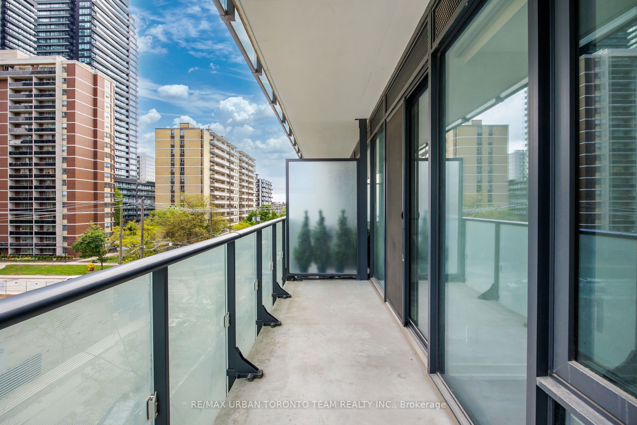 161 Roehampton Avenue, #304