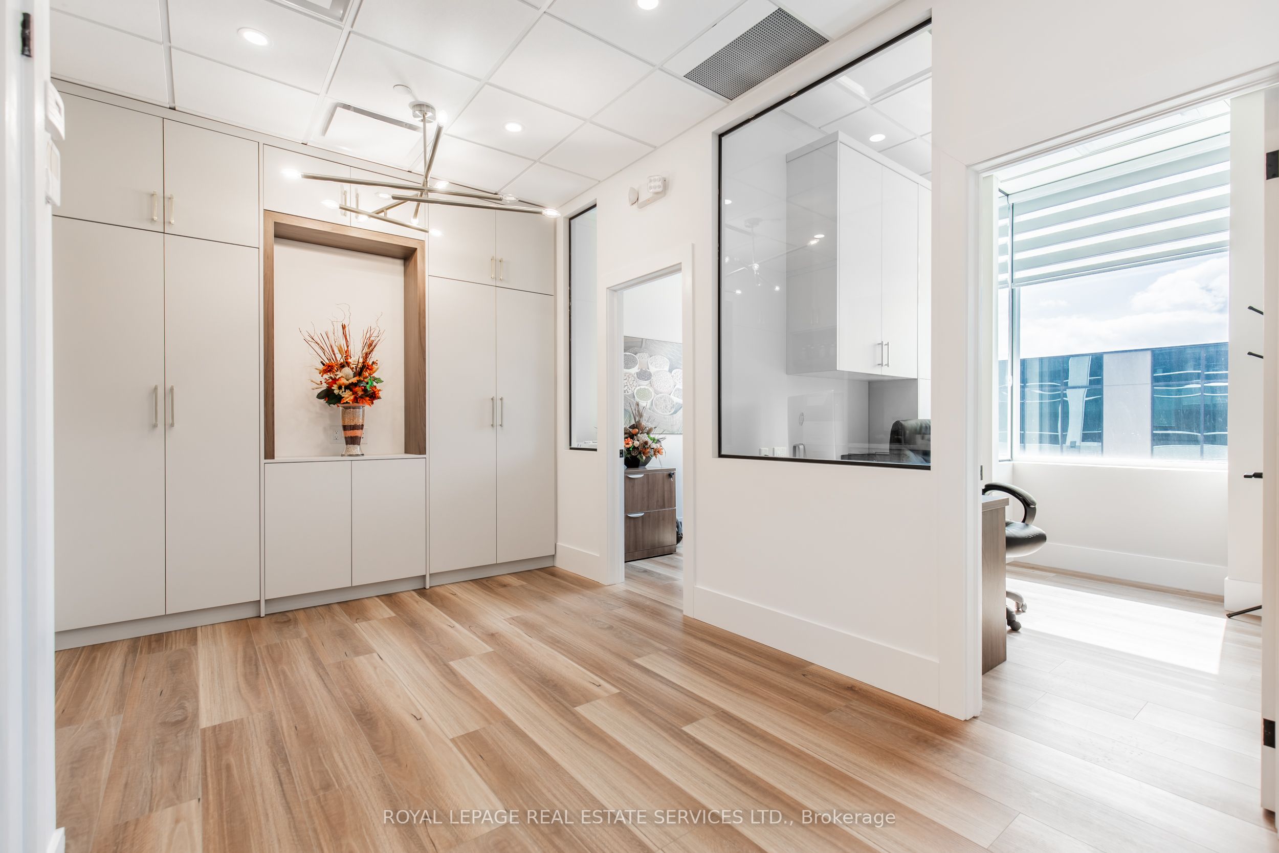 1670 North Service Road, #215