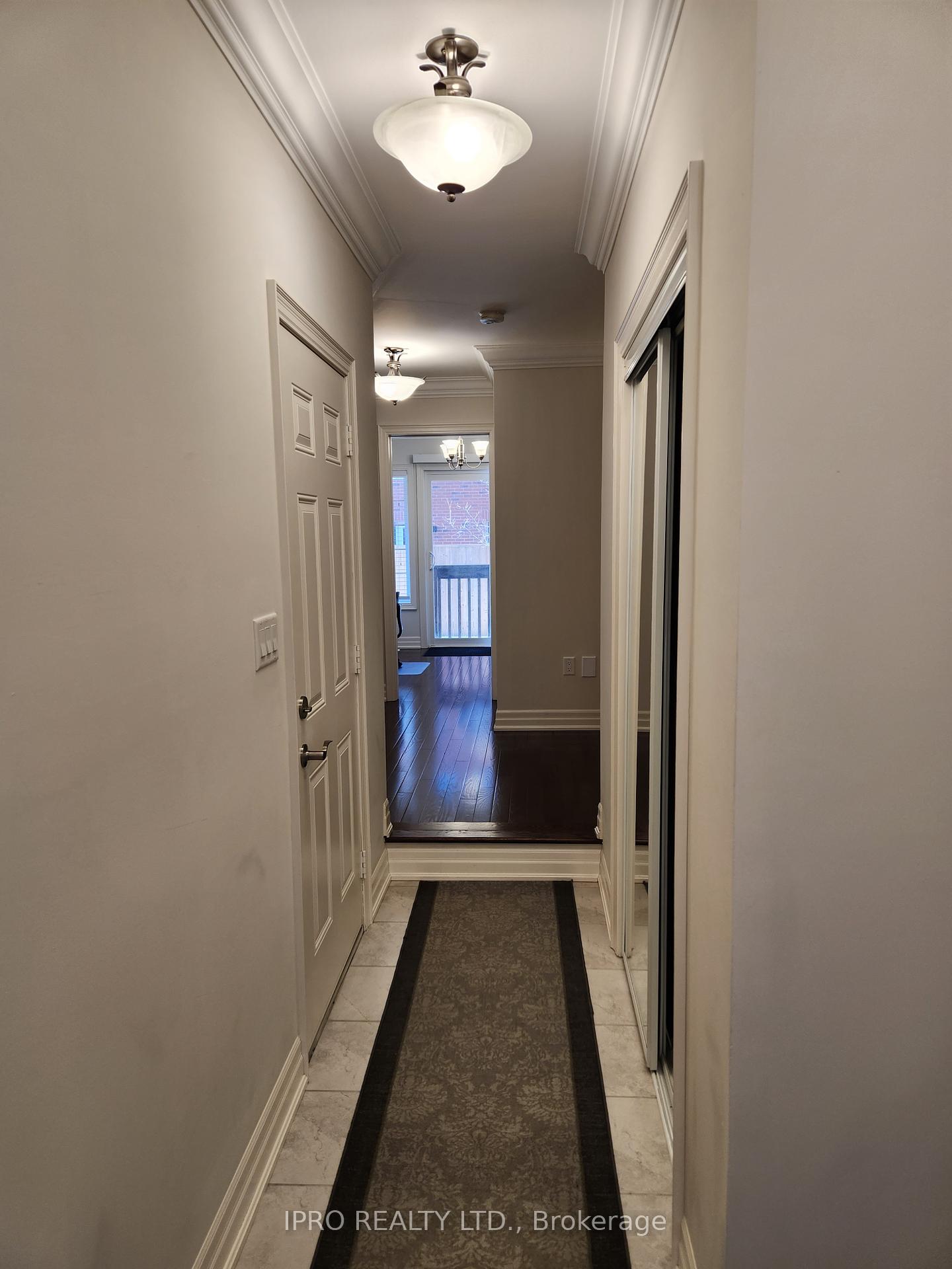 #6 - 1137 Haig Boulevard ; MLS ID: W12139223