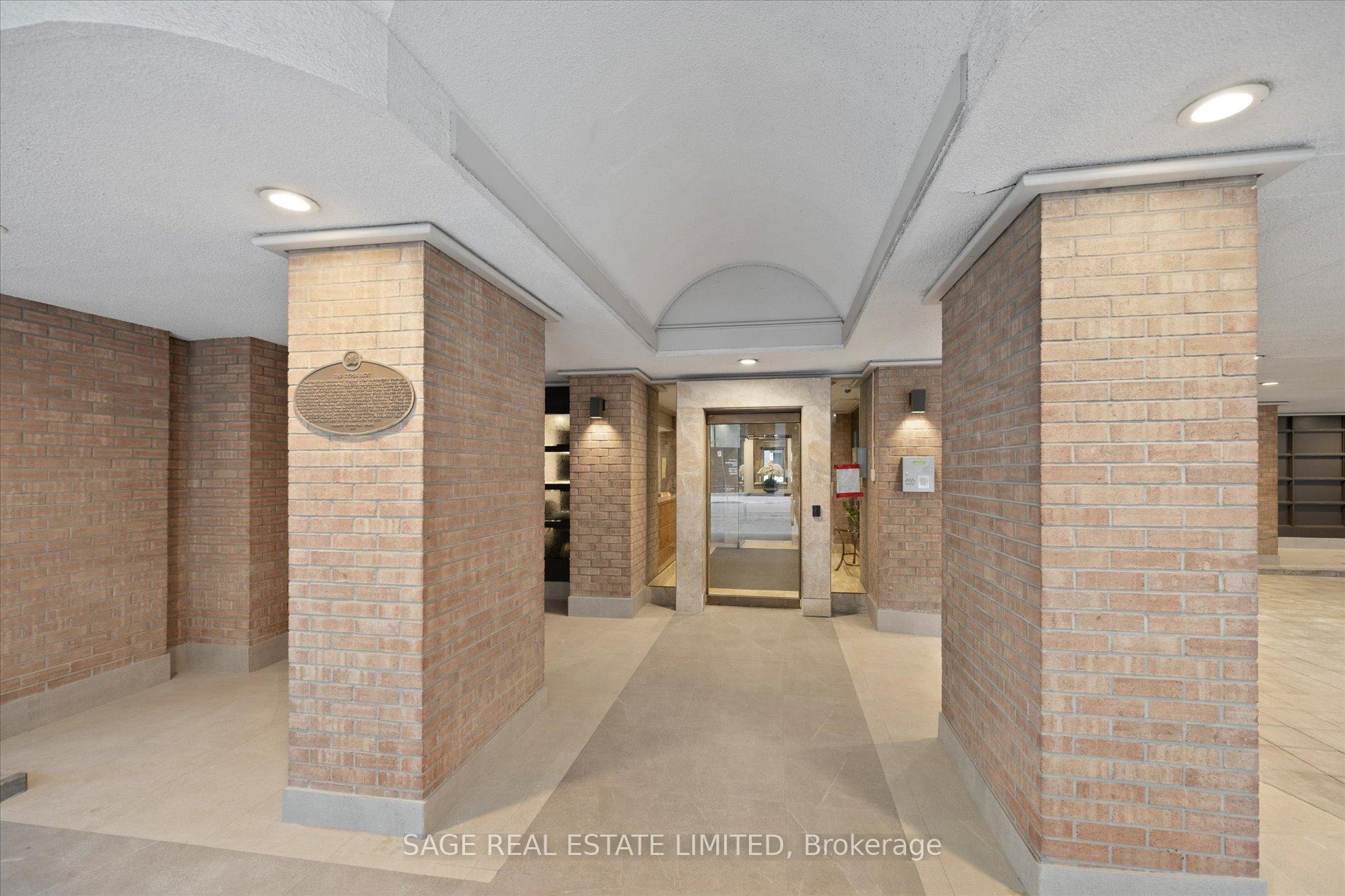 3 Bedrooms Condo at 160 Frederick, Toronto For sale