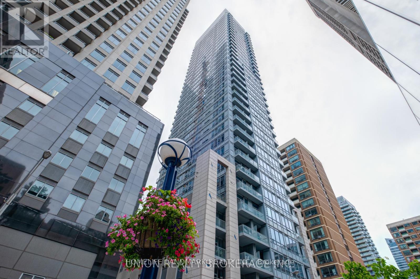 #2801 - 21 Balmuto Street, Toronto, ON M4Y 1W4 #2801