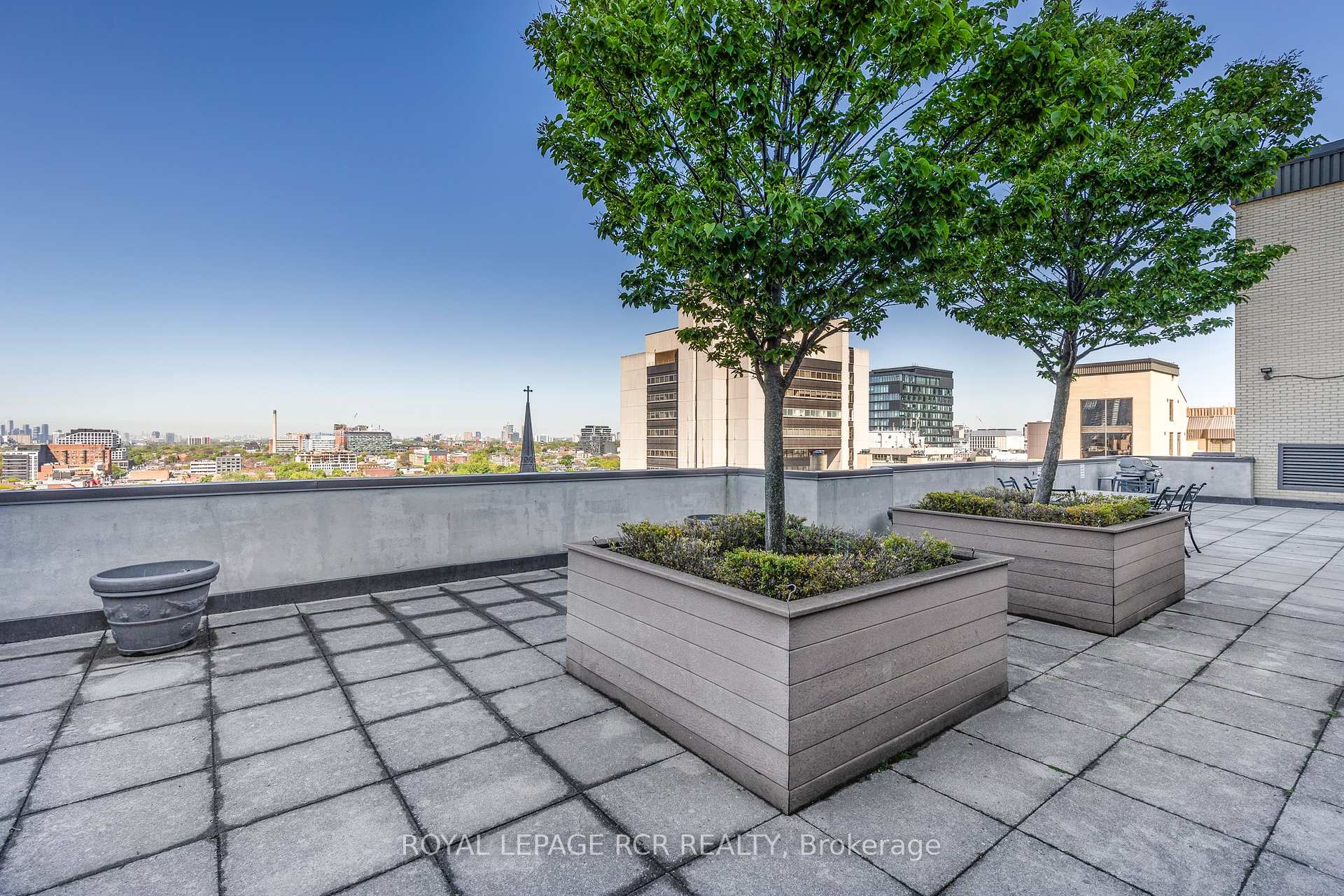 2 Bedrooms Condo at 195 St Patrick, Toronto For sale