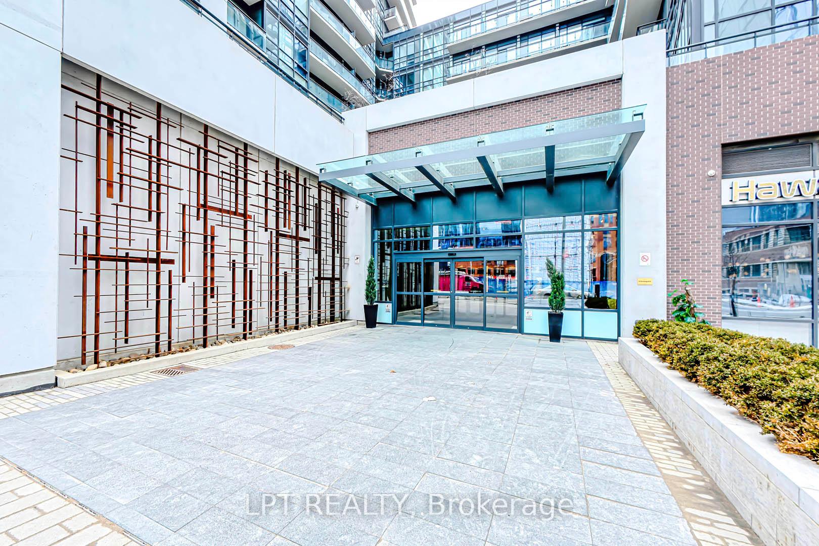 Condo at 460 Adelaide,  Toronto For sale