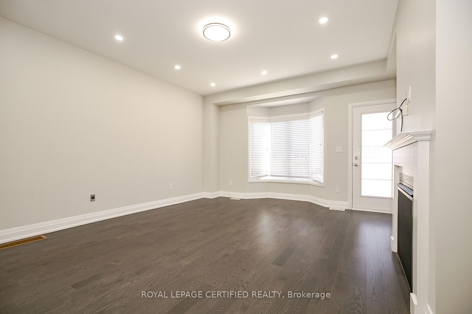 32 Dalbeattie Drive
