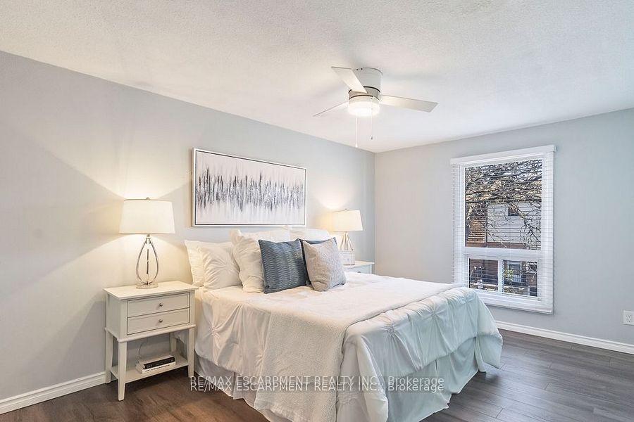 3 Bedrooms Condo at 1301 Upper Gage,  Hamilton For sale