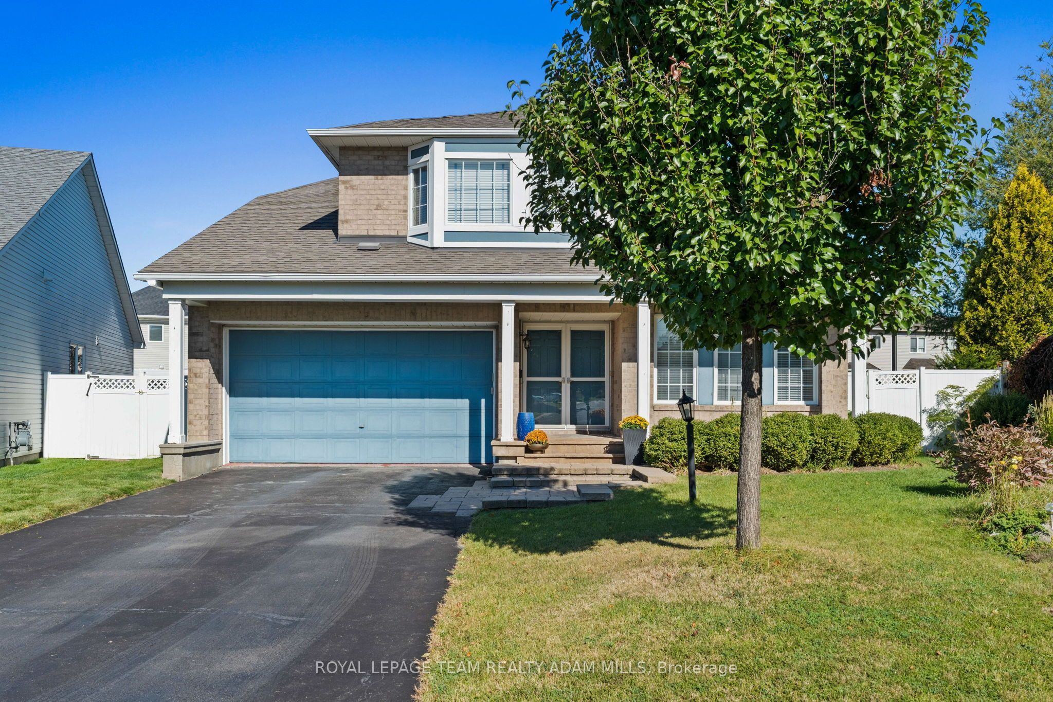 52 Settler's Ridge Way, Barrhaven, ON K2J 4V2